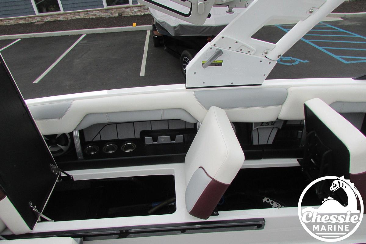 Used 2019 Malibu Wakesetter 25 LSV