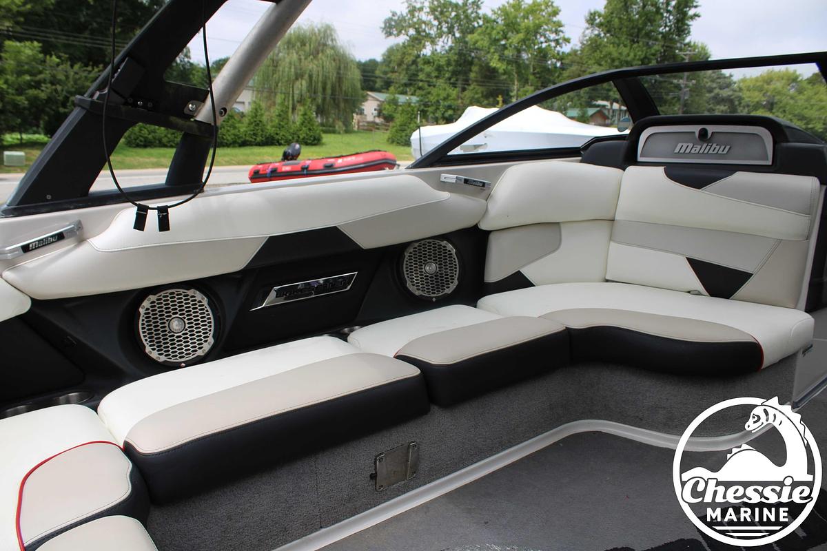 Used 2016 Malibu Wakesetter 22 VLX