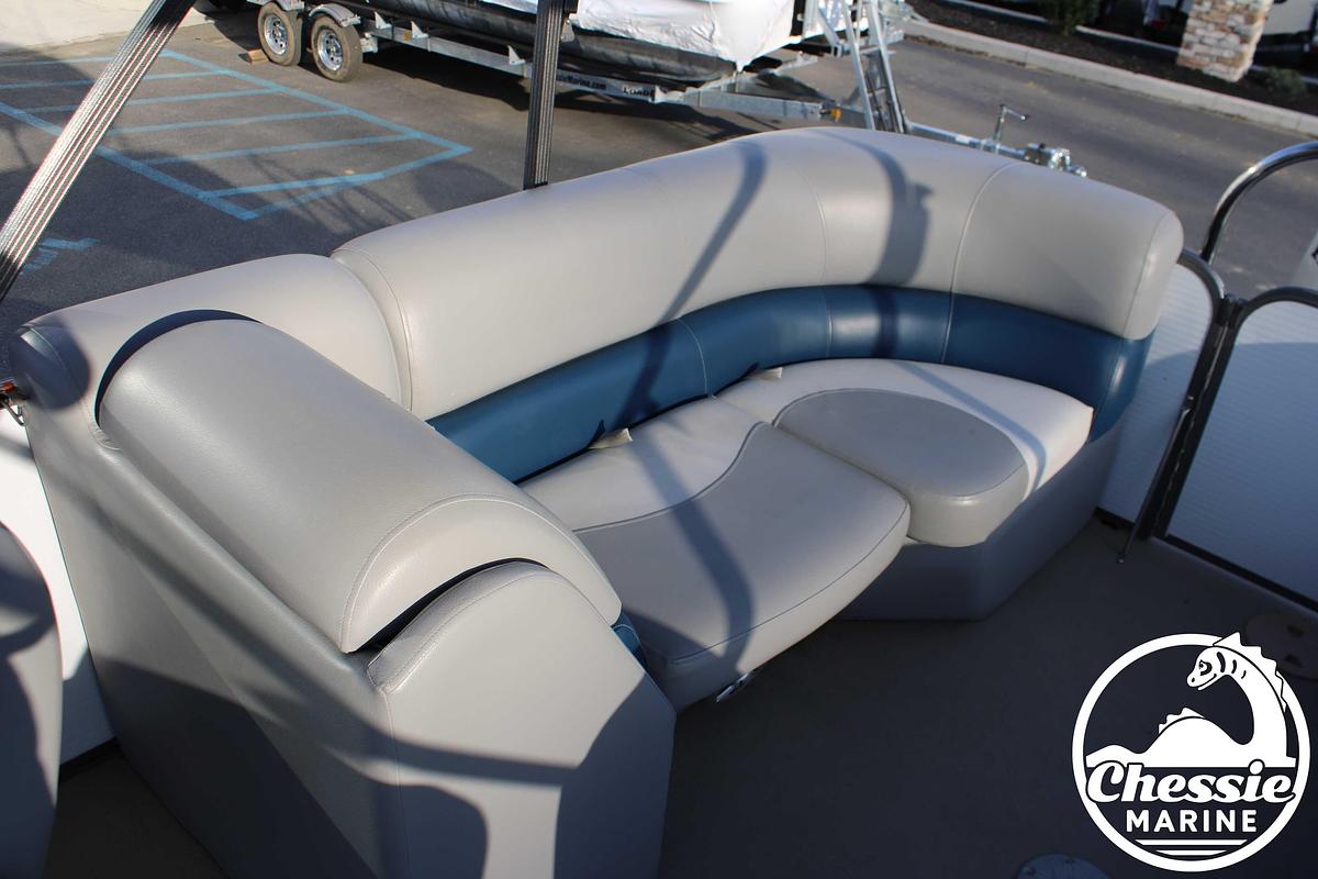 Used 2020 Manitou Aurora 230 VP