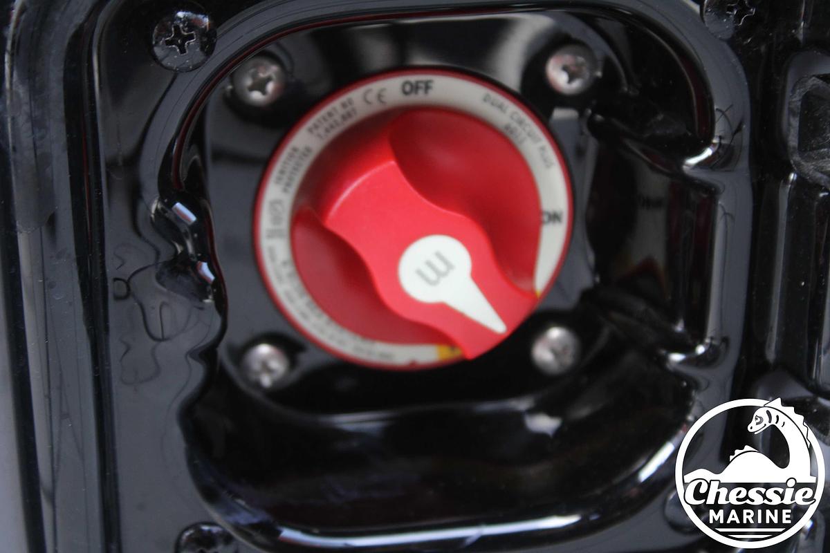 Used 2022 Malibu Wakesetter 25 LSV