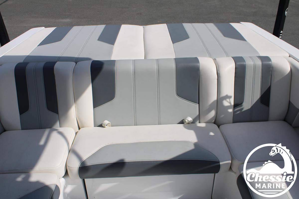Used 2024 Malibu 21 LX-R