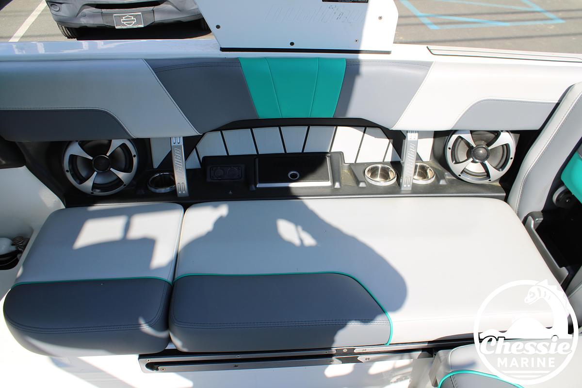 Used 2020 Malibu 23 MXZ