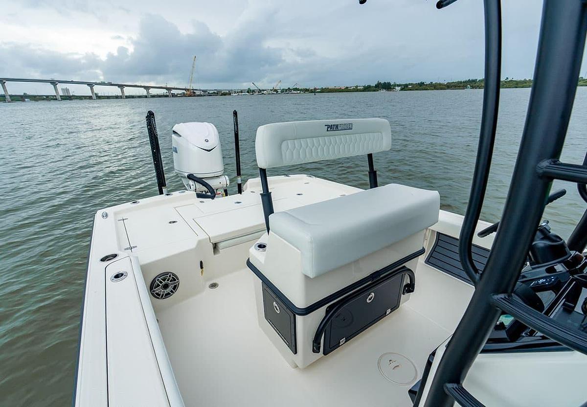 2027 Pathfinder 2600 HYBRID