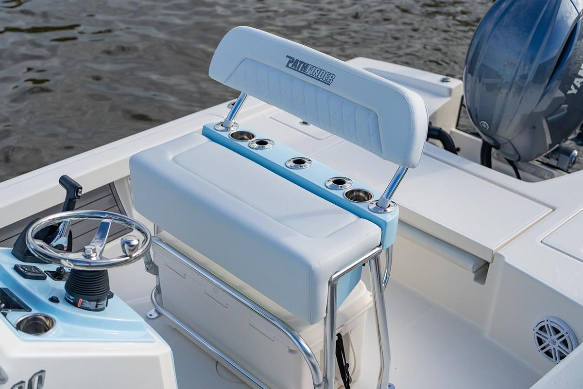 2027 Pathfinder 2200 HYBRID