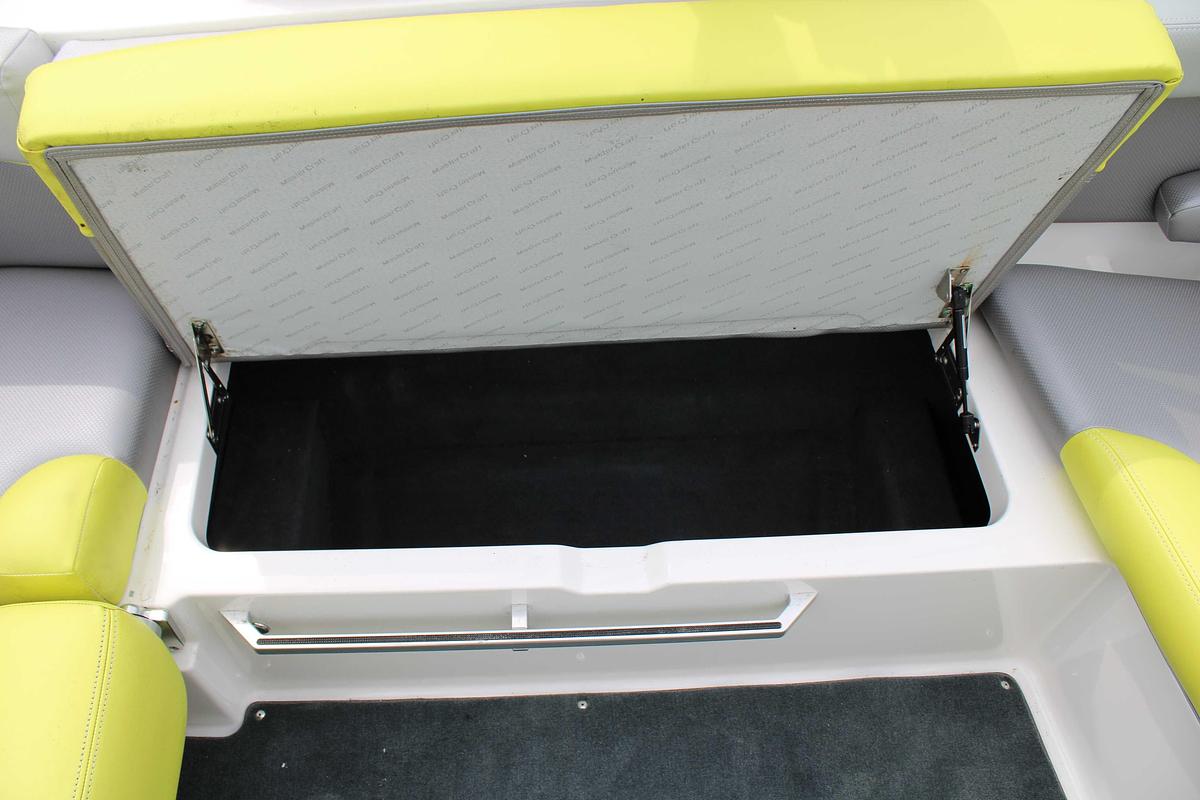 Used 2017 MasterCraft XT 21