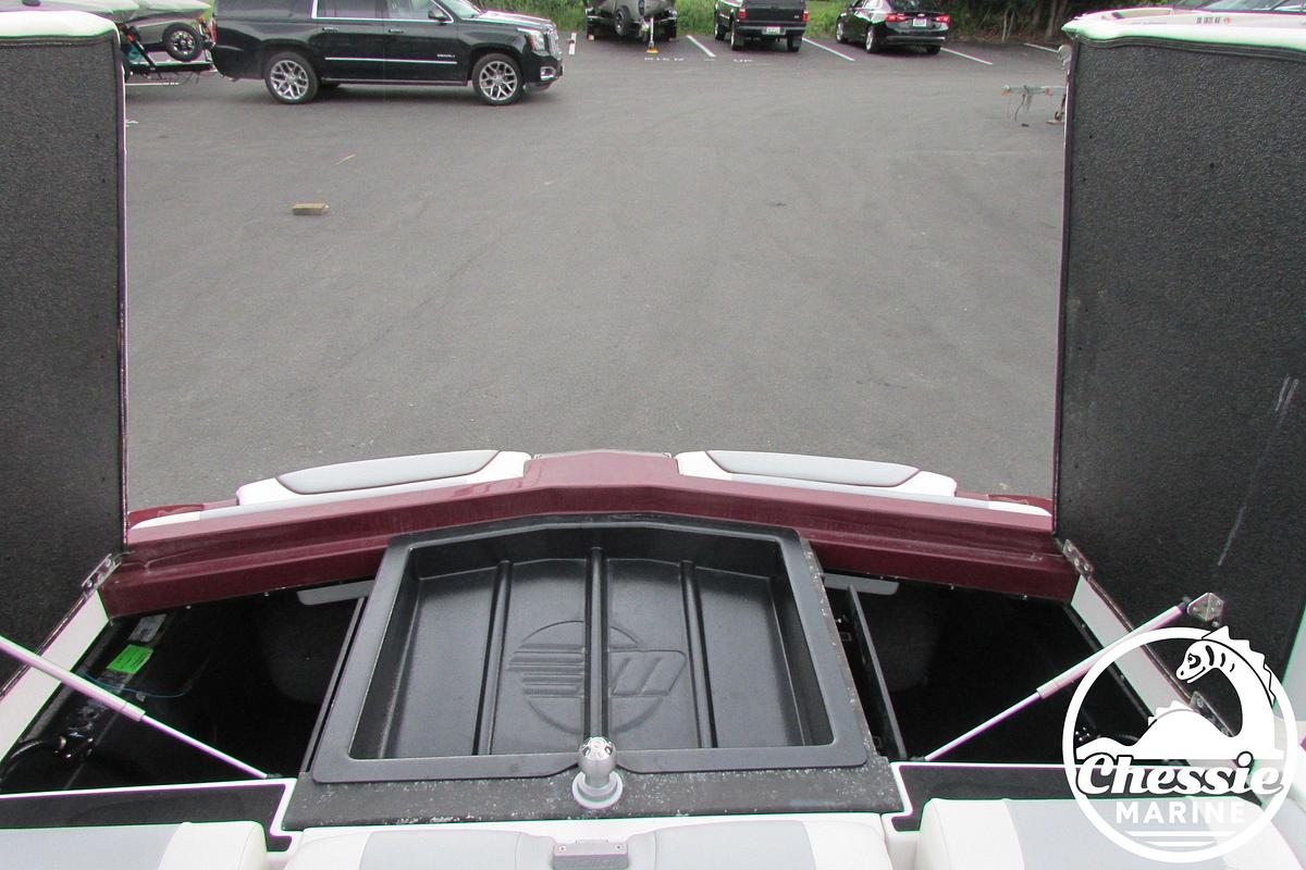 Used 2019 Malibu Wakesetter 25 LSV