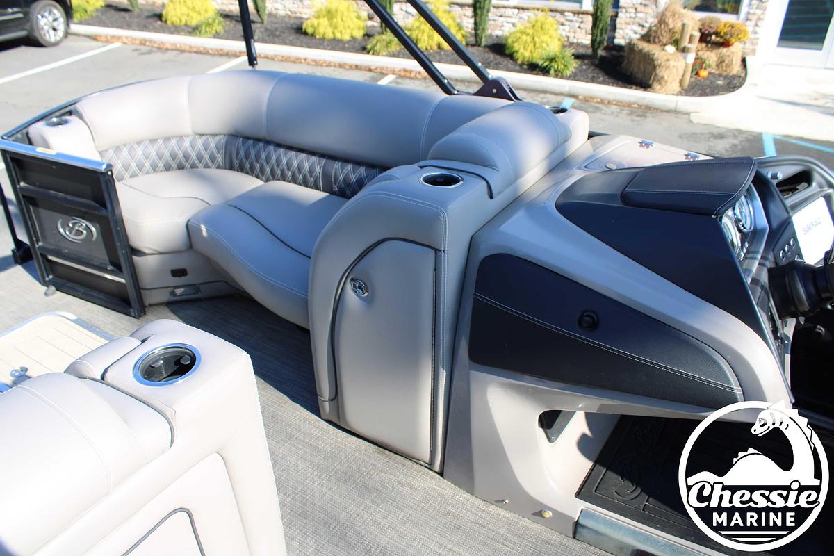 Used 2021 Barletta 25 UE