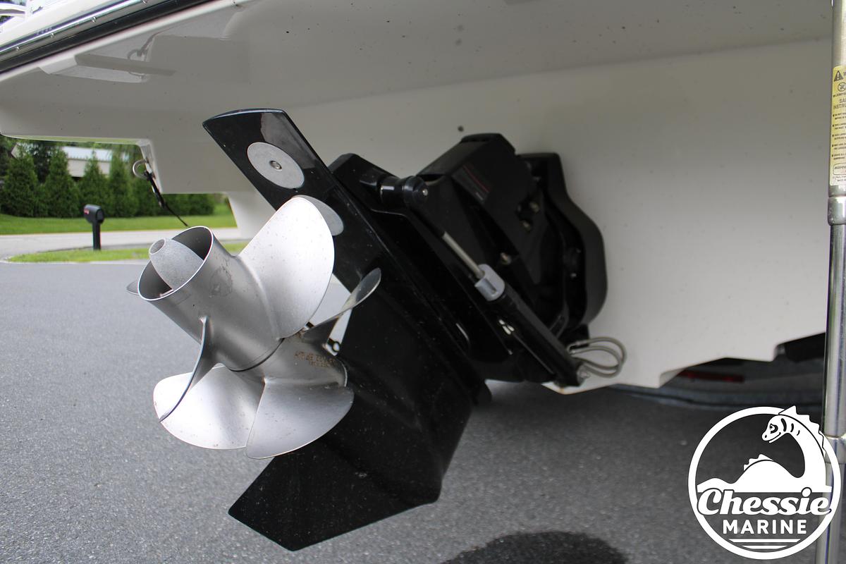 Used 2019 Sea Ray SLX 250