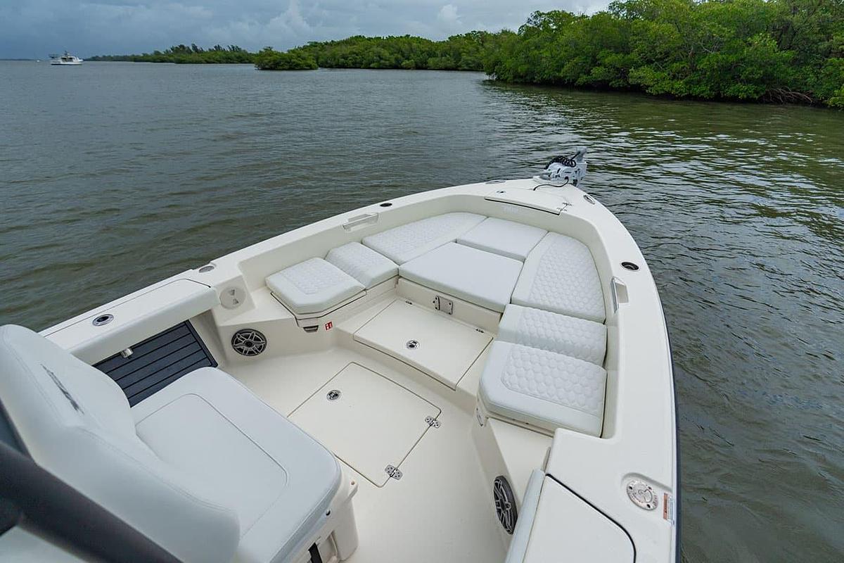 2027 Pathfinder 2600 HYBRID