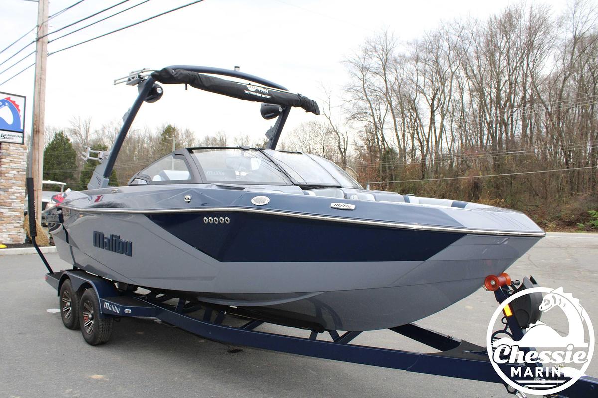 Used 2025 Malibu Wakesetter 23 LSV