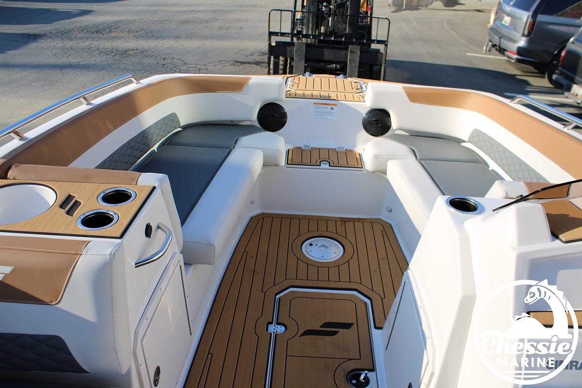 2026 Starcraft SVX 211 OB