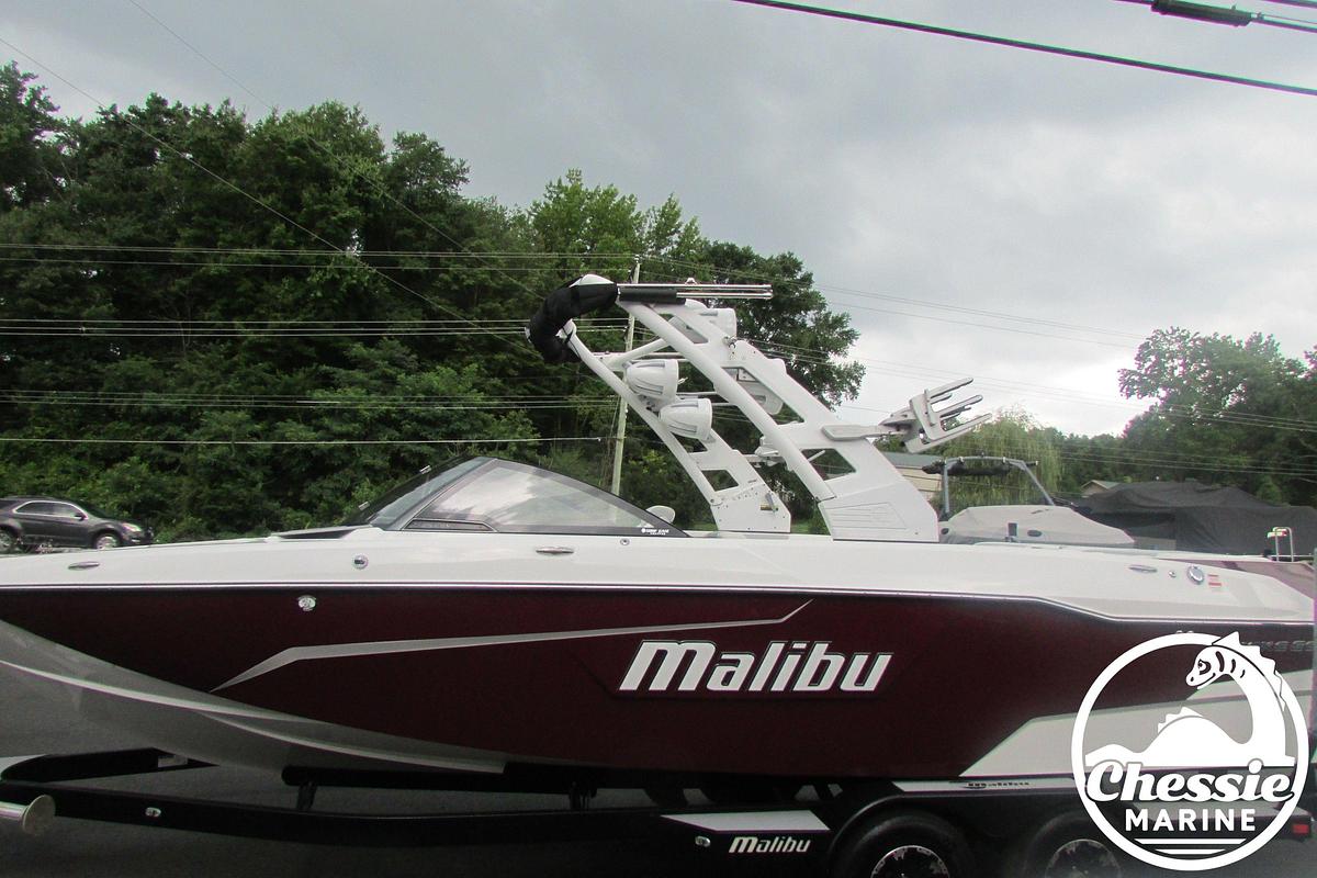 Used 2019 Malibu Wakesetter 25 LSV