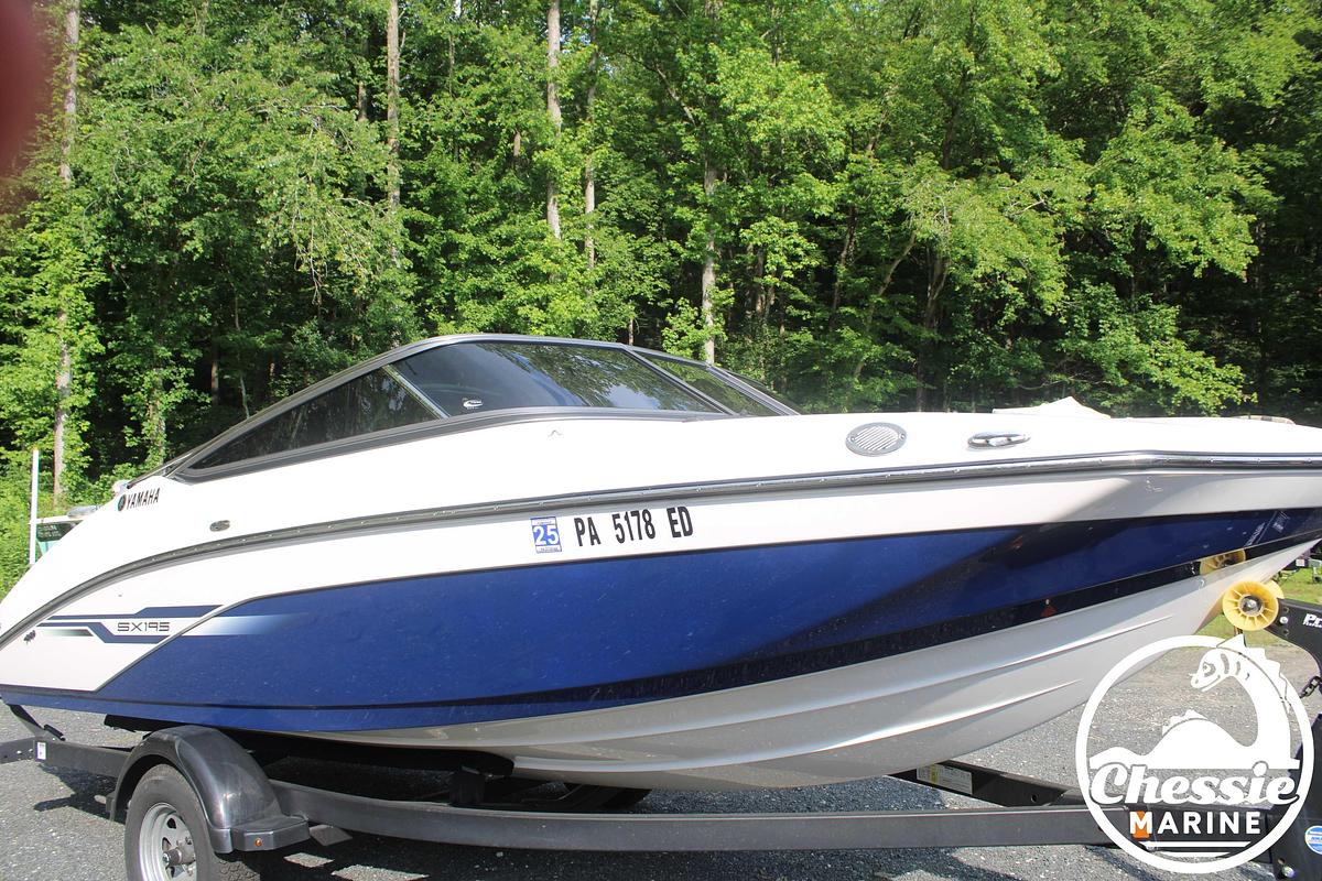 Used 2022 Yamaha SX 195