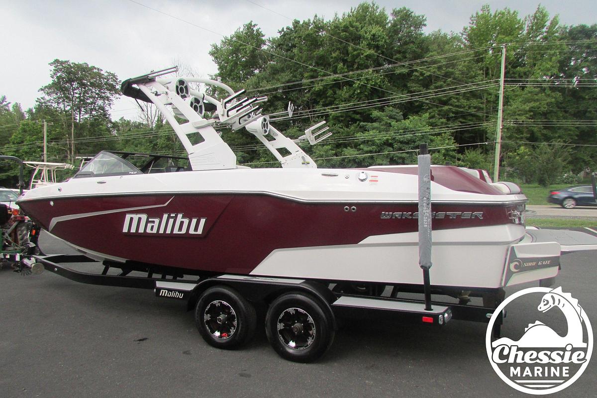 Used 2019 Malibu Wakesetter 25 LSV