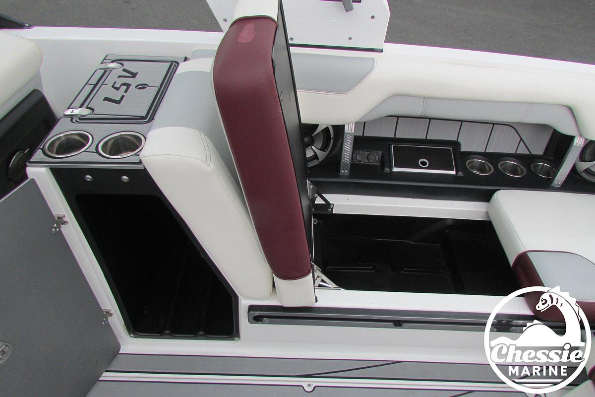 Used 2019 Malibu Wakesetter 25 LSV