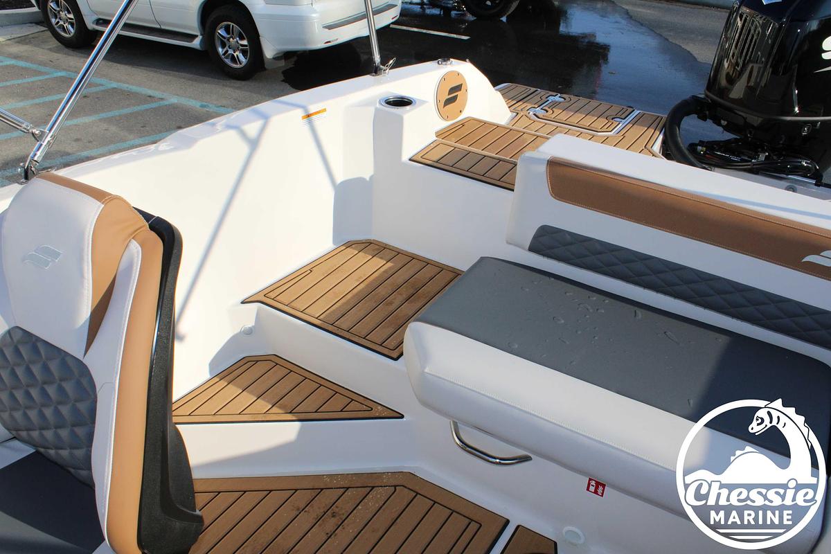 2026 Starcraft SVX 211 OB