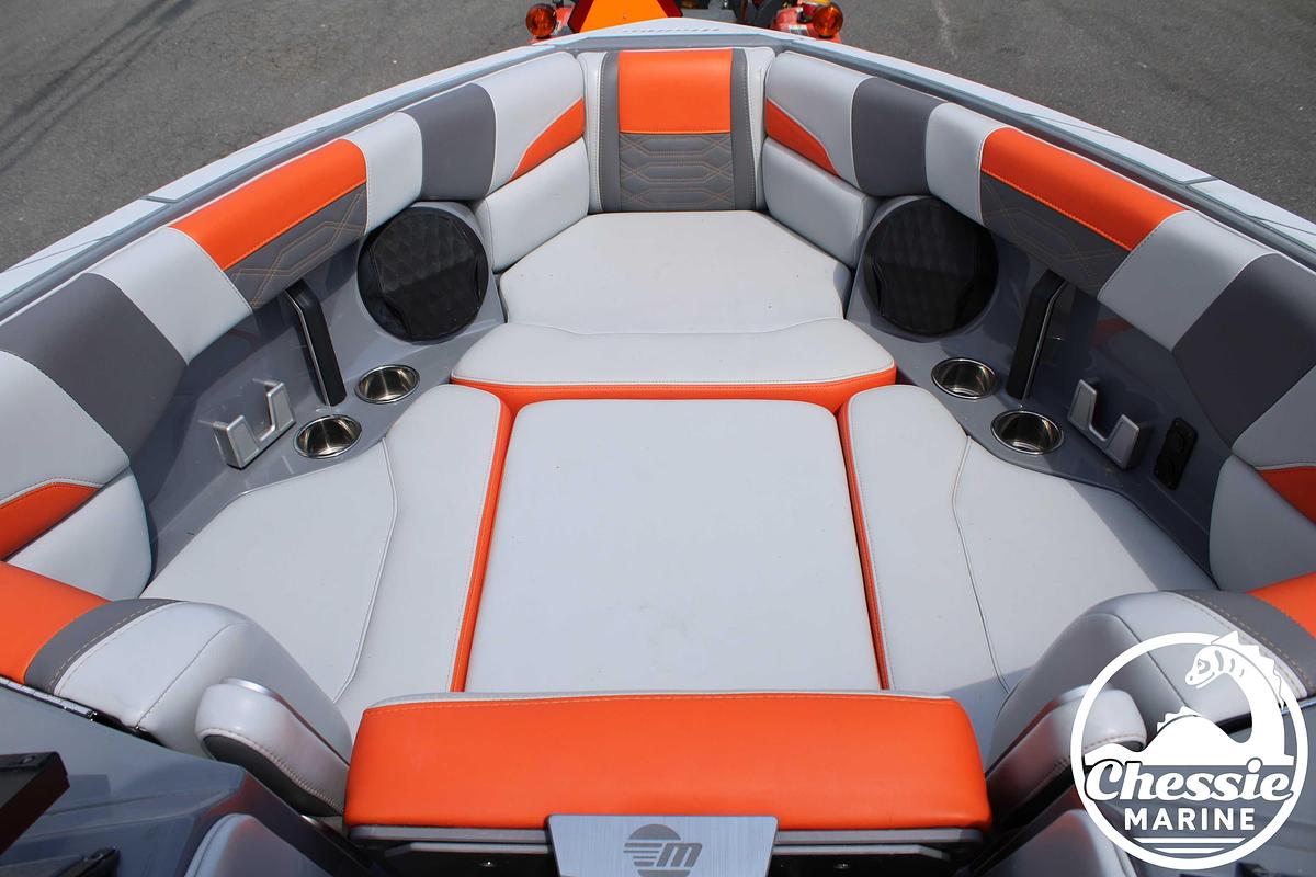 Used 2022 Malibu Wakesetter 25 LSV