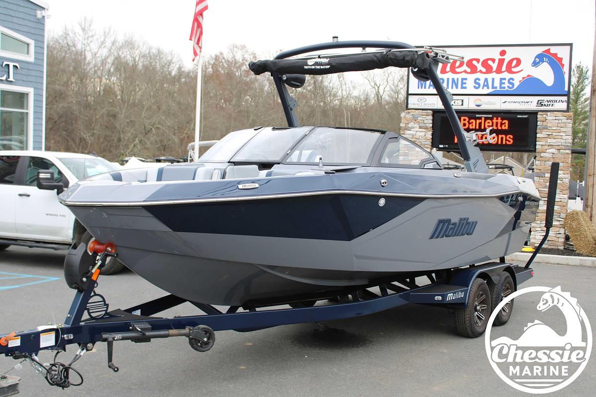 Used 2025 Malibu Wakesetter 23 LSV