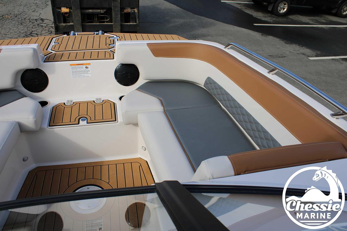 2026 Starcraft SVX 210 DC OB