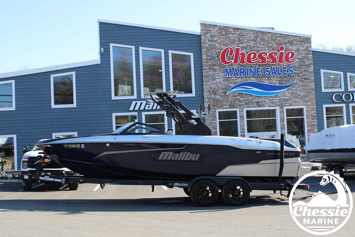 Used 2020 Malibu Wakesetter 25 LSV