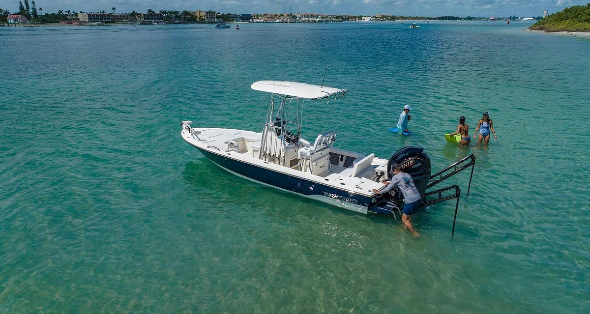 2027 Pathfinder 2200 HYBRID