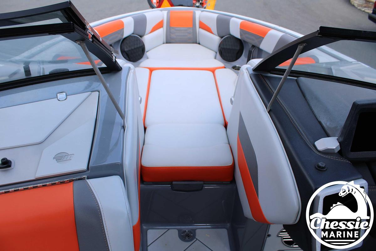 Used 2022 Malibu Wakesetter 25 LSV