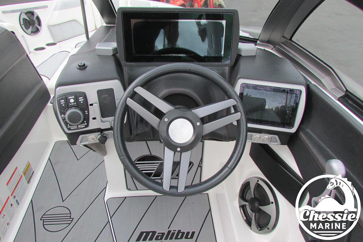 Used 2019 Malibu Wakesetter 25 LSV