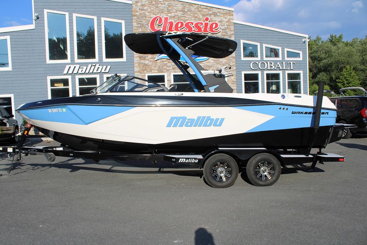 Used 2024 Malibu Wakesetter 23 LSV