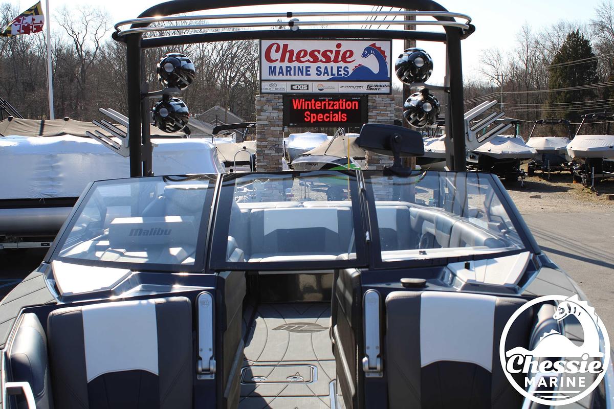 Used 2020 Malibu Wakesetter 25 LSV