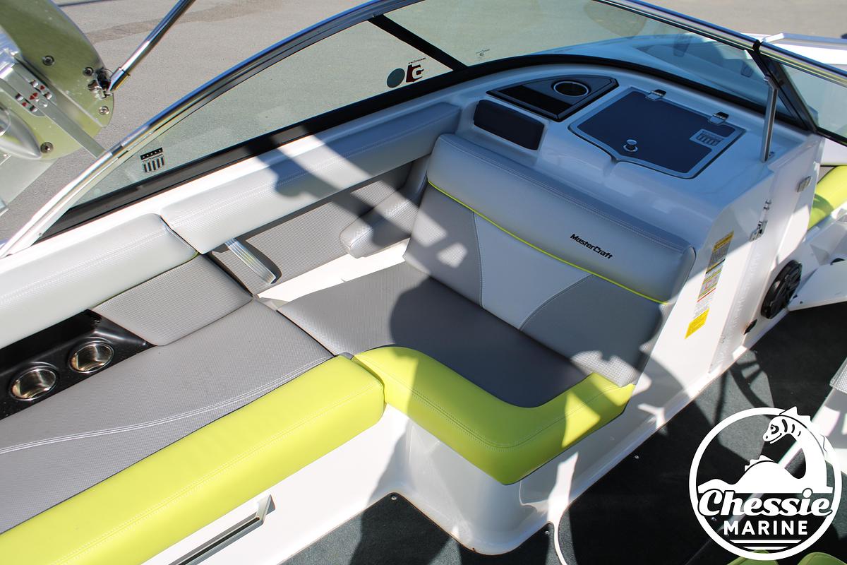 Used 2017 MasterCraft XT21