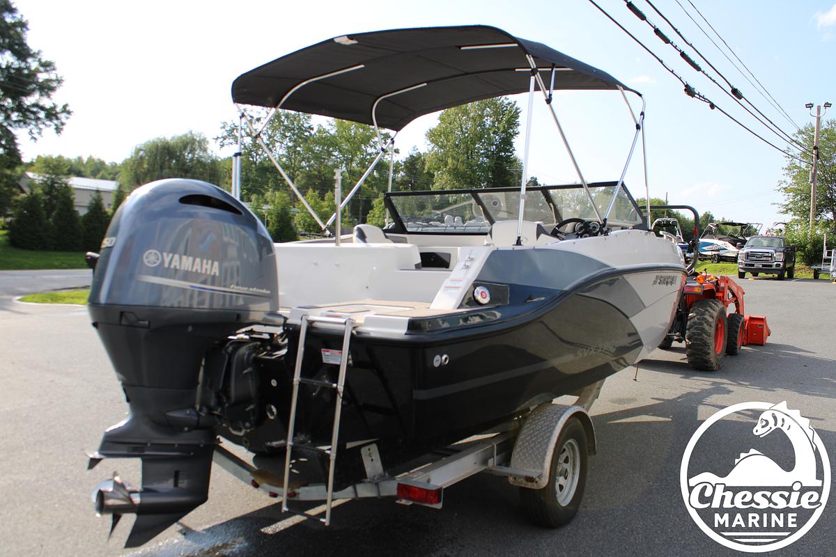 Used 2022 Starcraft AVX 190 DC OB