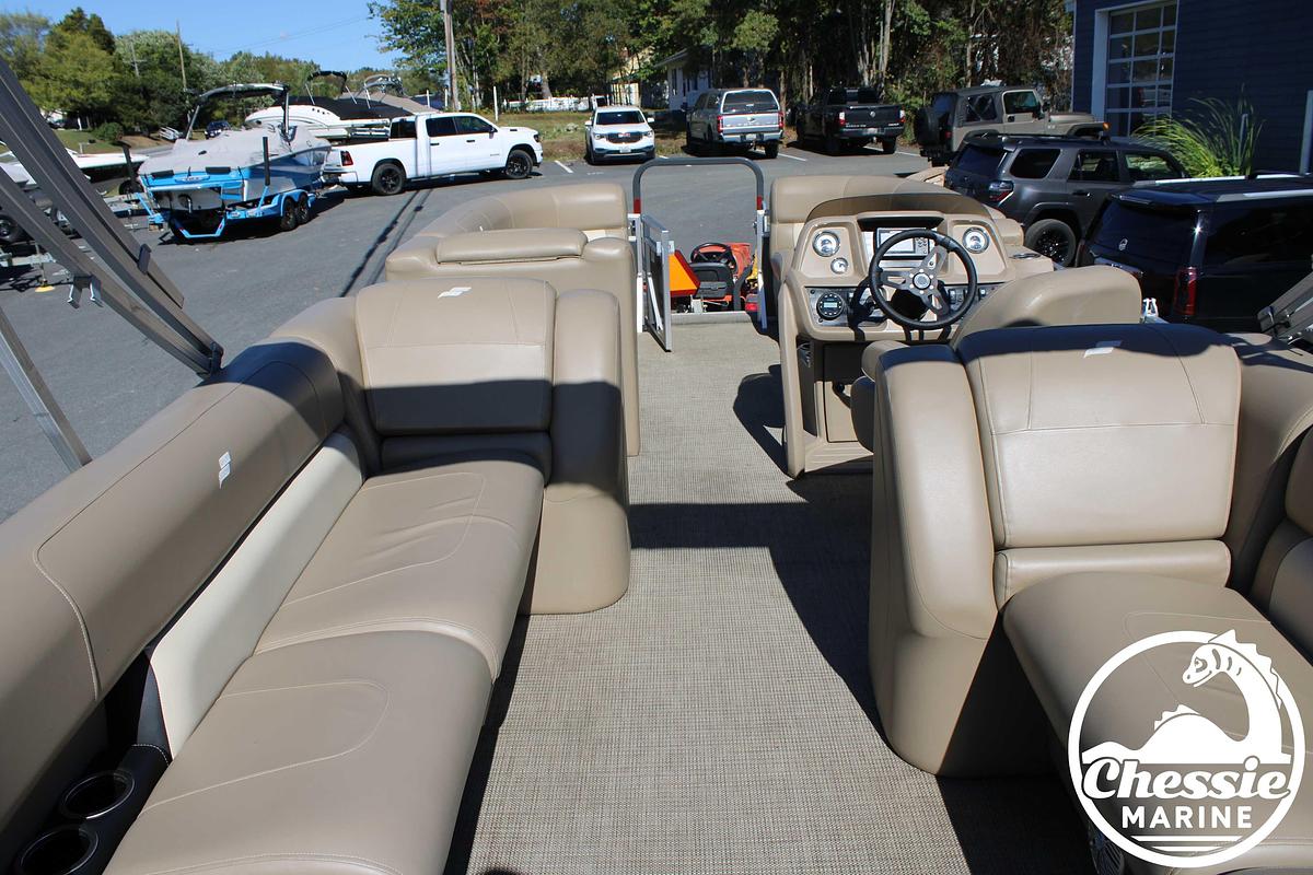 Used 2023 Starcraft Pontoon LX 22 R