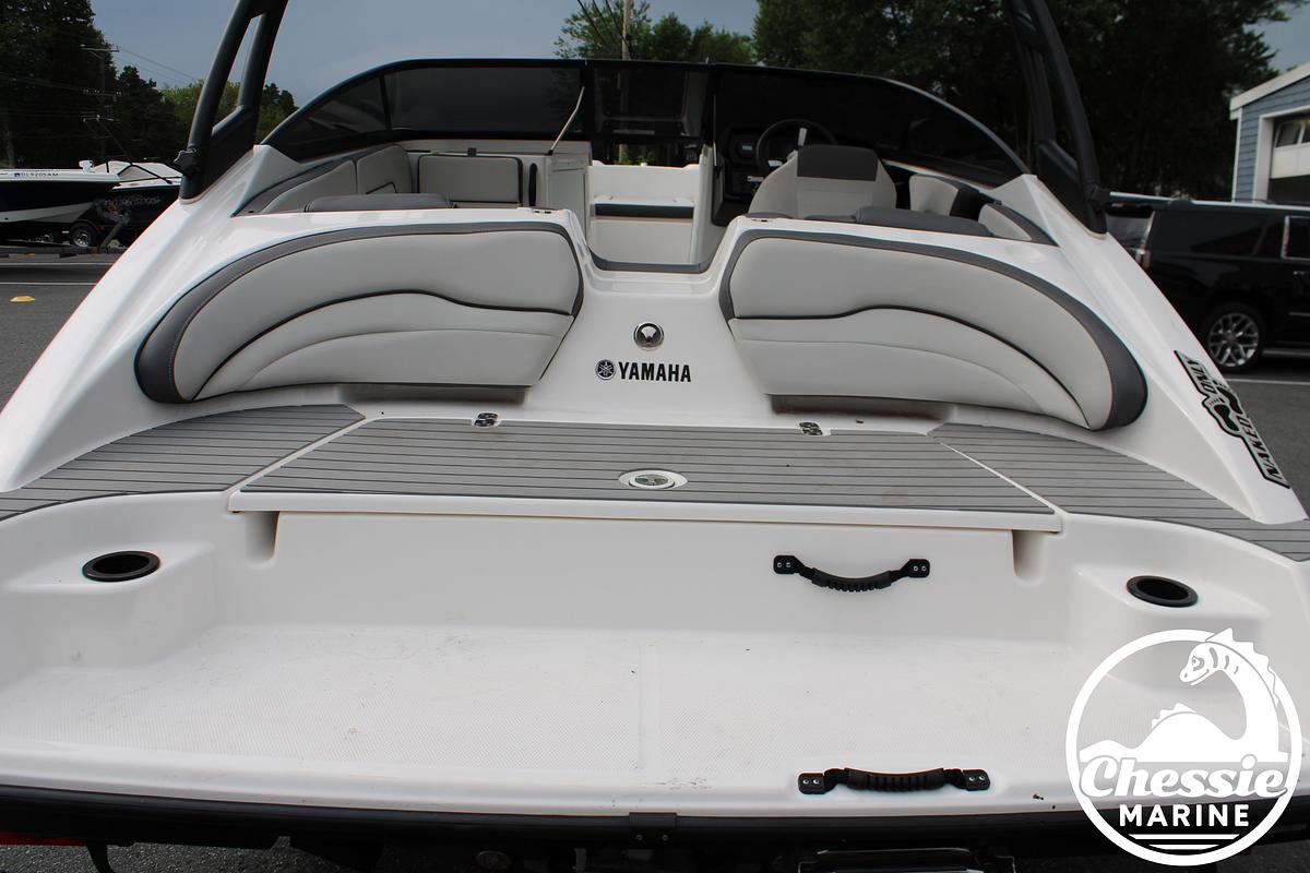 Used 2022 Yamaha 190