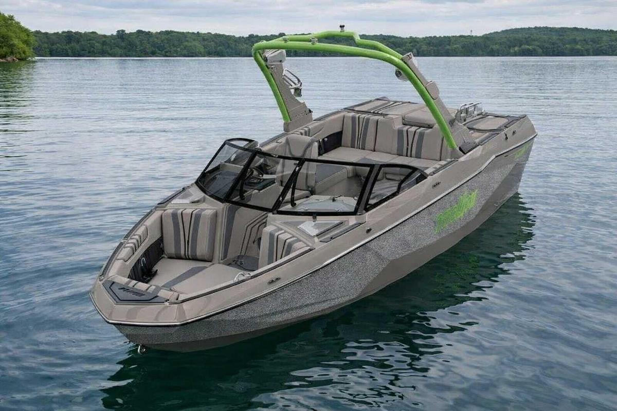 2026 Malibu Wakesetter 22 LSV