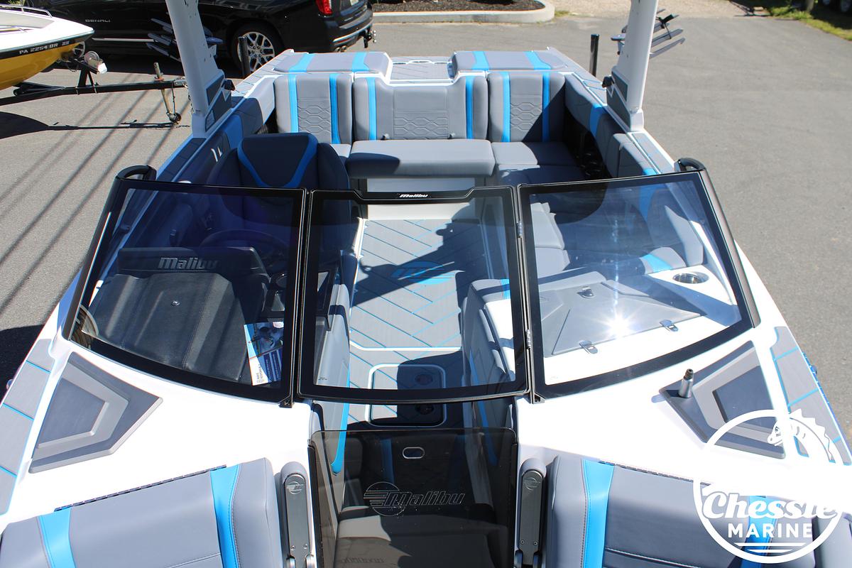 2026 Malibu 23 LSV