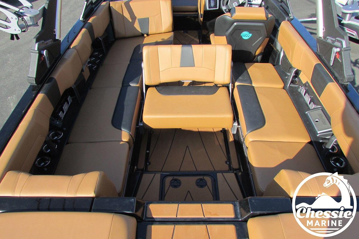 Used 2022 Malibu Wakesetter 23 LSV