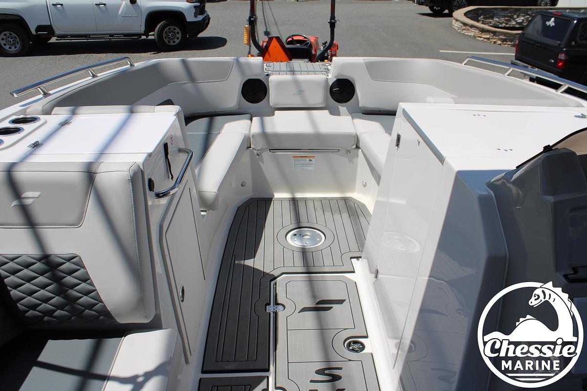 2026 Starcraft SVX 231 OB
