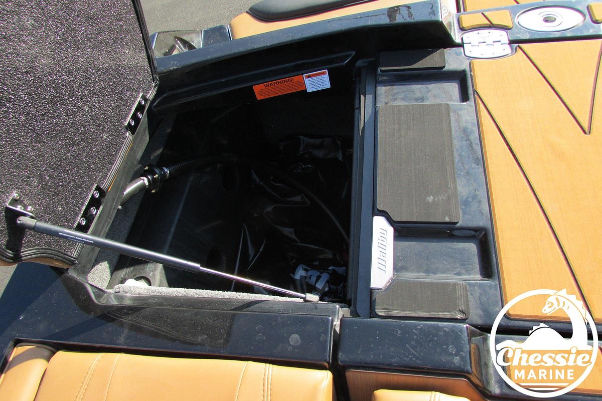 Used 2022 Malibu Wakesetter 23 LSV