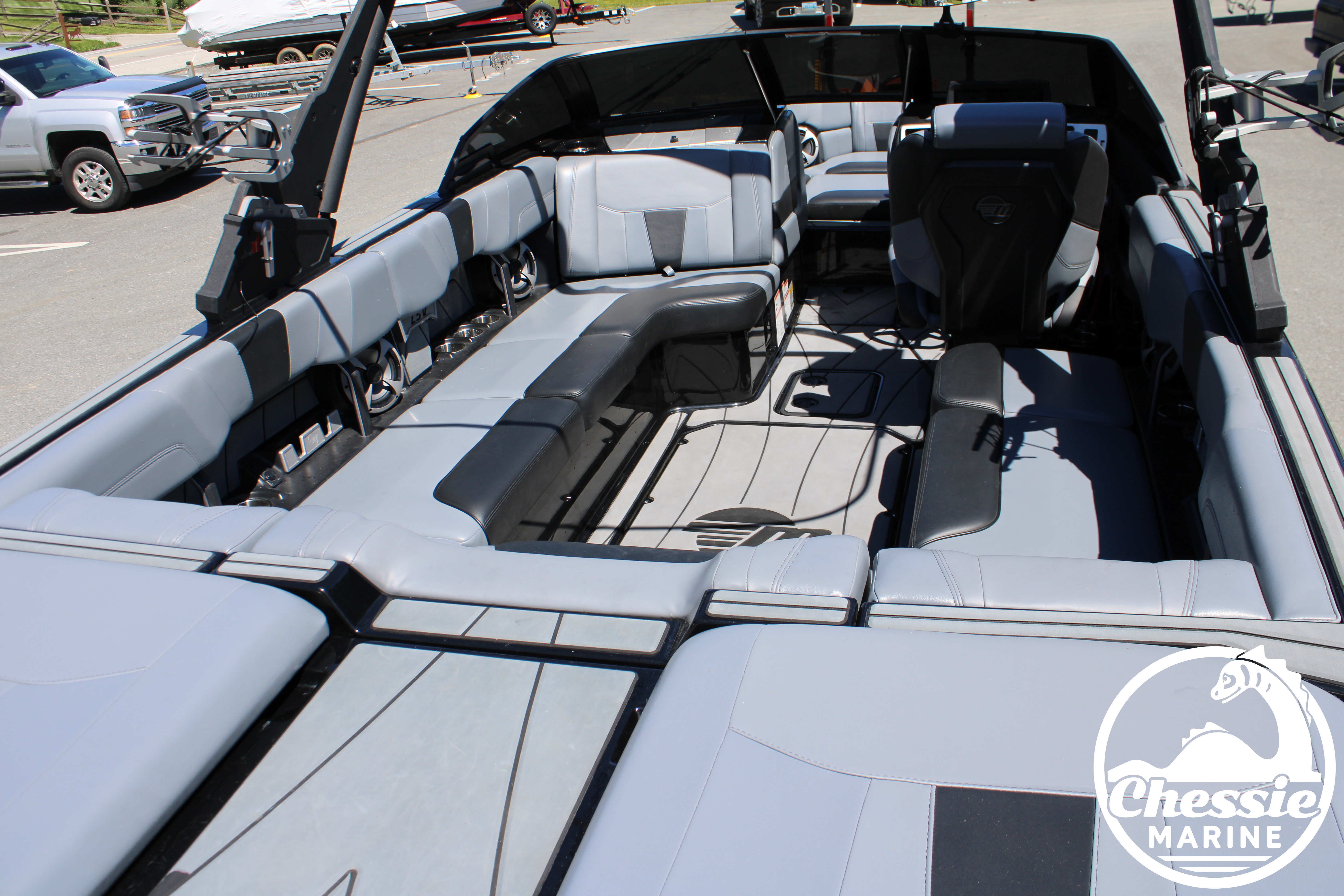 Used 2021 Malibu 23 LSV