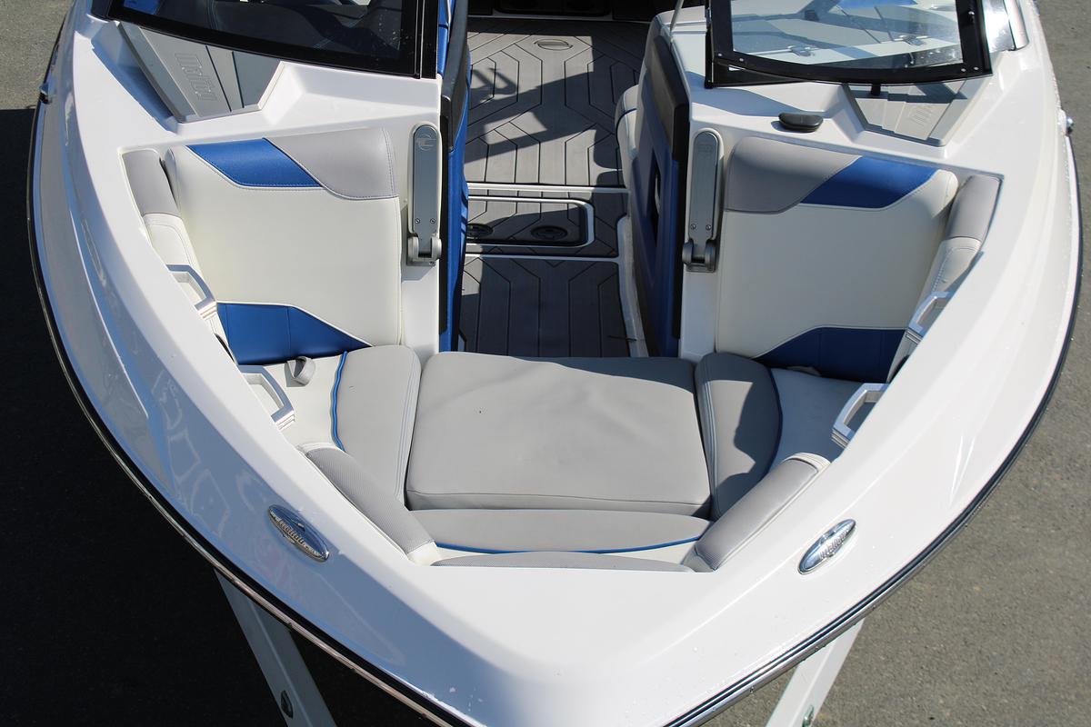 Used 2018 Malibu 23 LSV