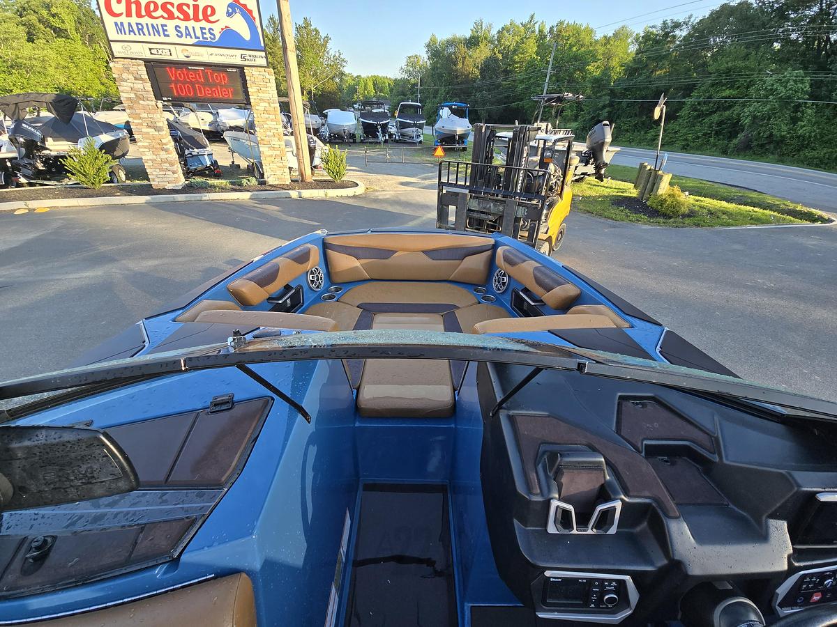Used 2022 Axis A22
