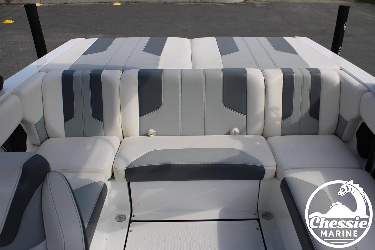 Used 2024 Malibu 21 LX-R