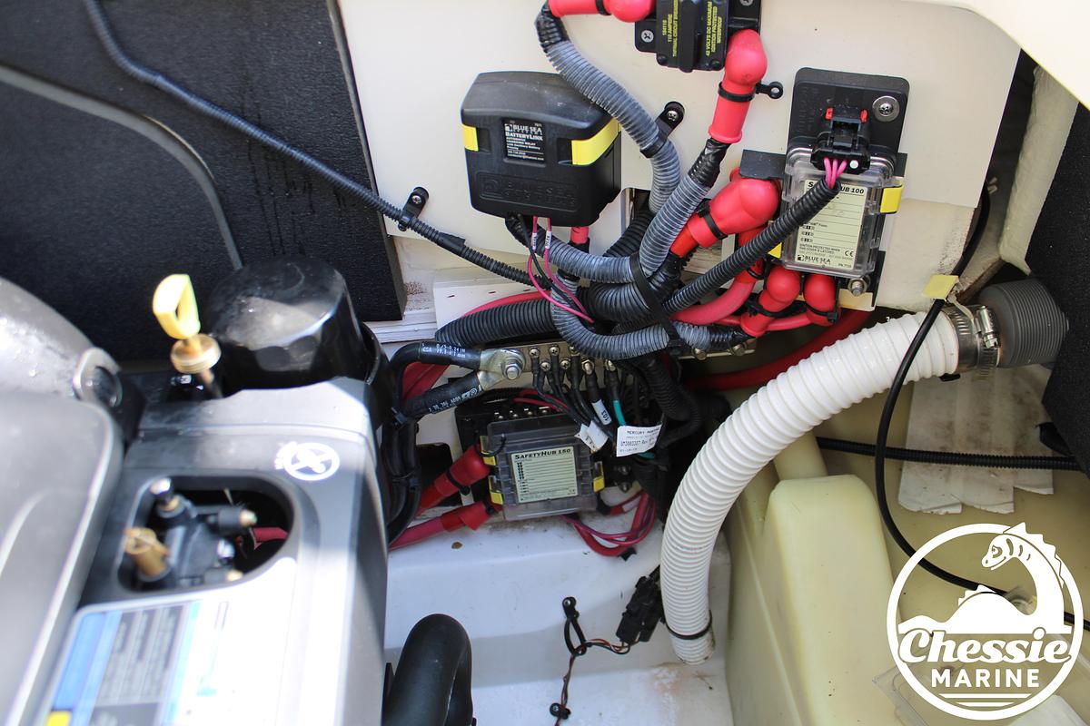 Used 2019 Sea Ray SLX 250