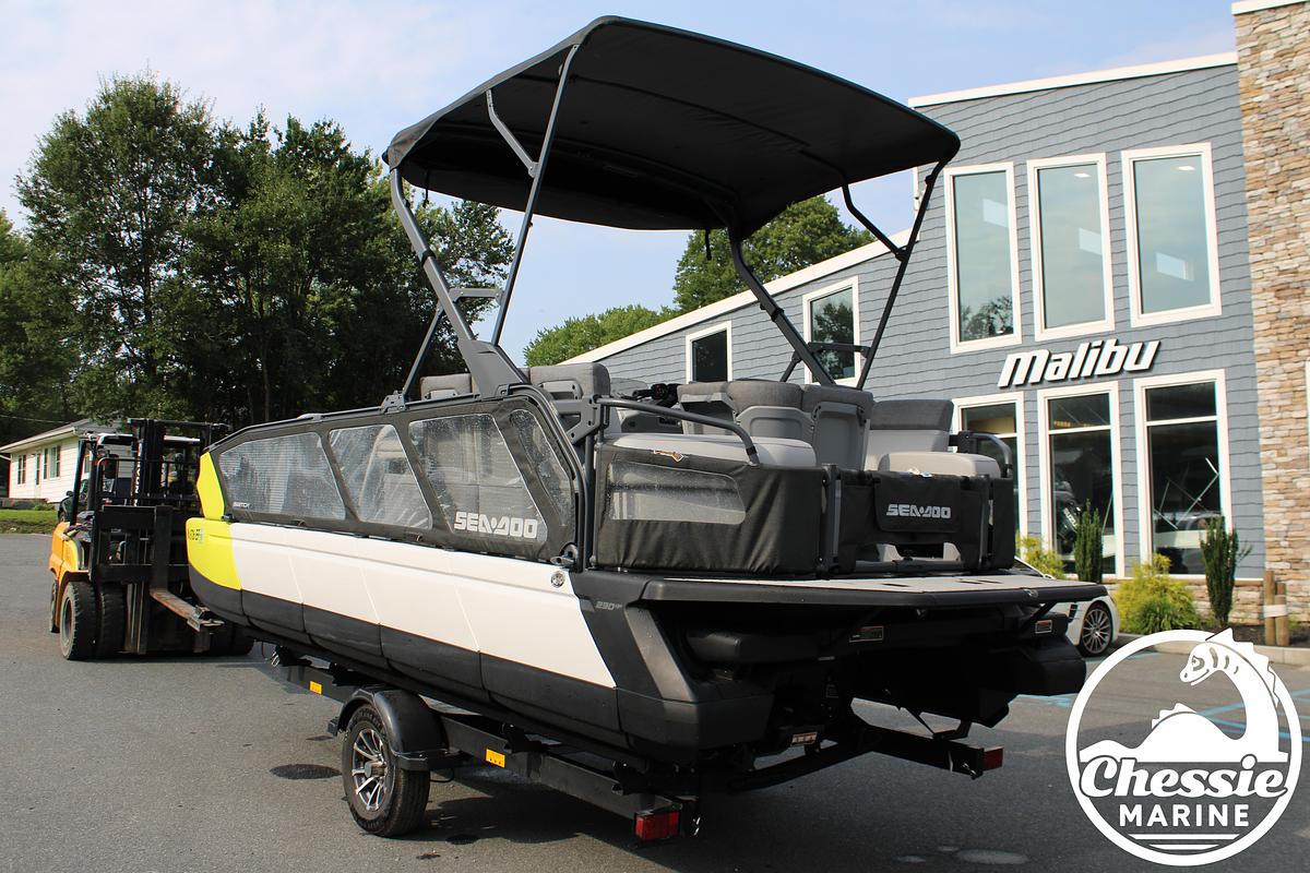Used 2023 Sea-Doo Switch Sport 21