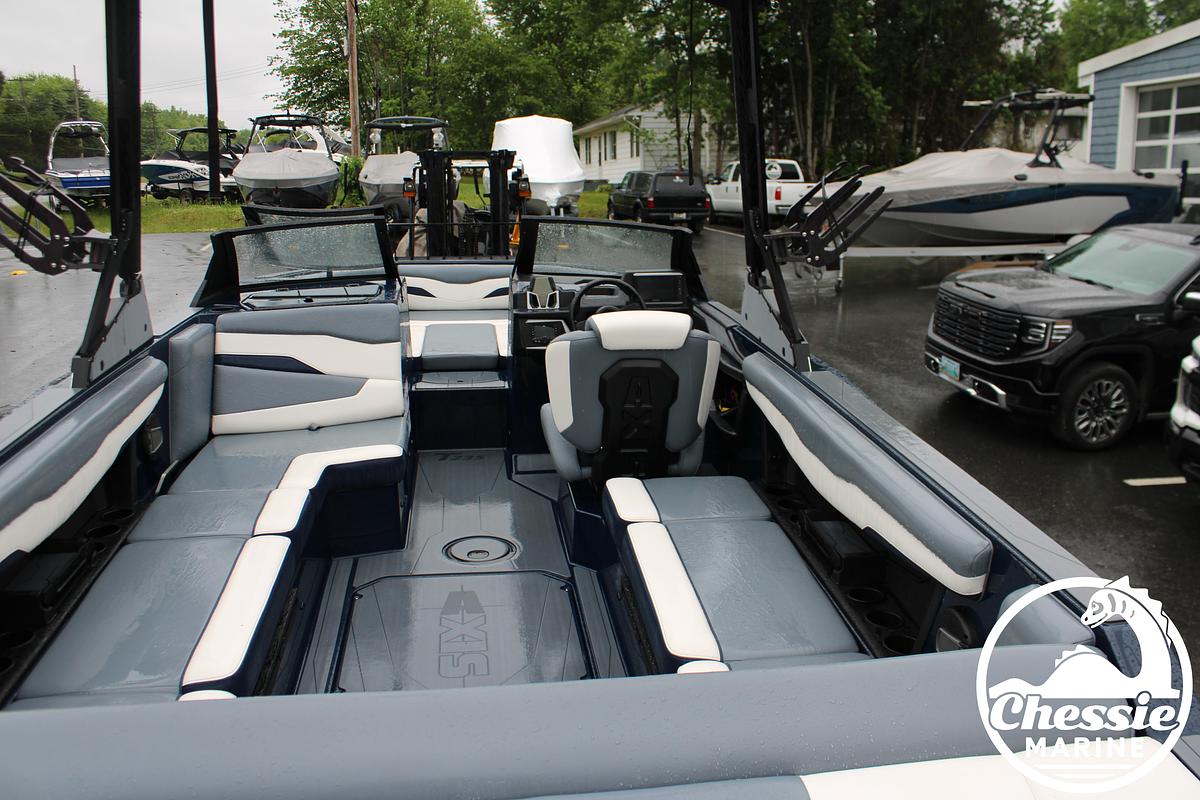 Used 2024 Axis T235