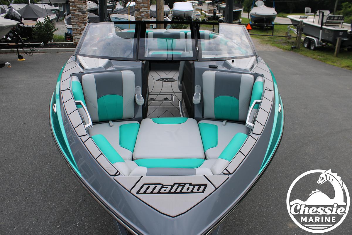 Used 2020 Malibu Wakesetter 25 LSV