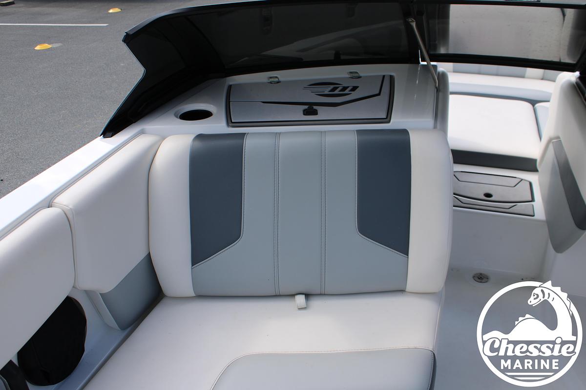 Used 2024 Malibu 21 LX-R