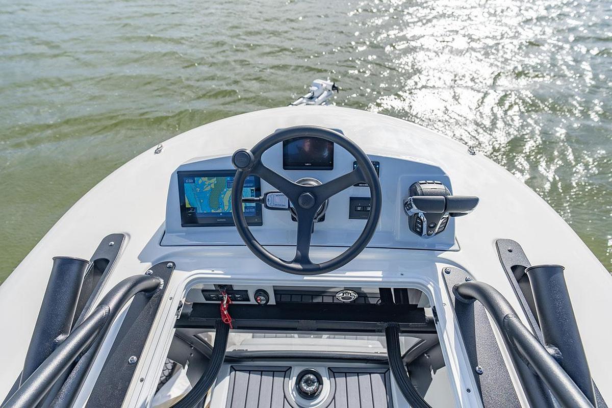 2027 Pathfinder 2800 HYBRID