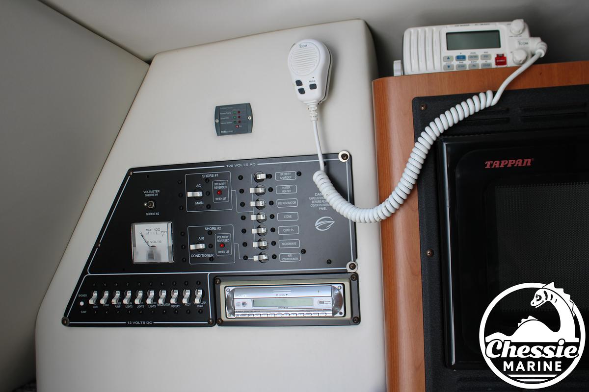 Used 2006 Crownline 250