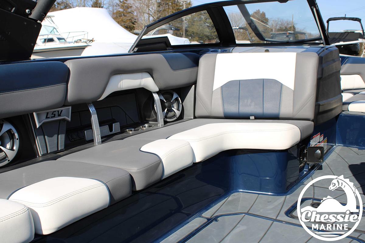 Used 2020 Malibu Wakesetter 25 LSV